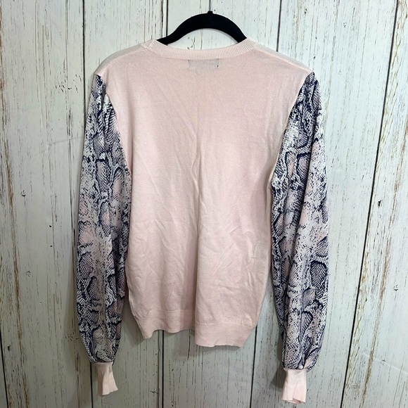 On twelfth Pink Snake Skin Sleeves Sweater Size Small - Picture 6 of 7